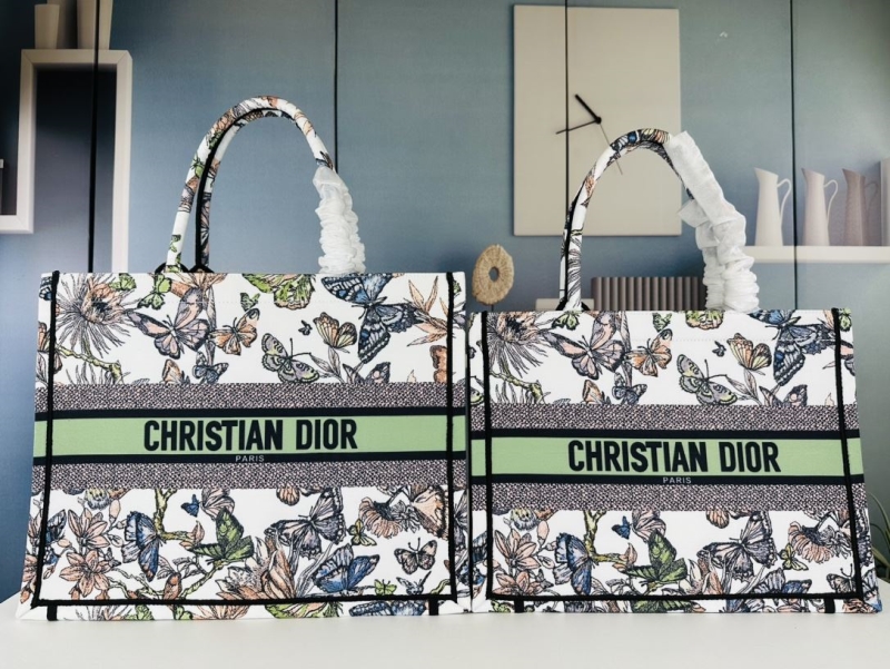 Dior Shopping Bags